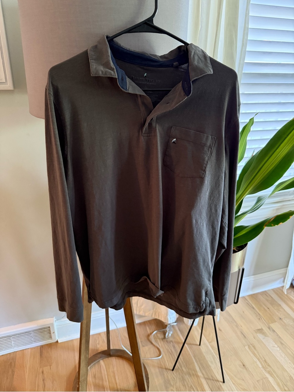Men’s Tailor Vintage Long Sleeve Polo Size Large
